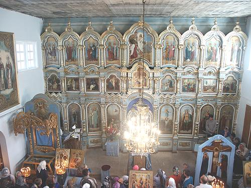 Иконостас Свято-Успенского храма г. Ижевска.