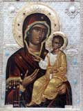 Иверская икона Божией Матери (фото с сайта www.days.ru)
